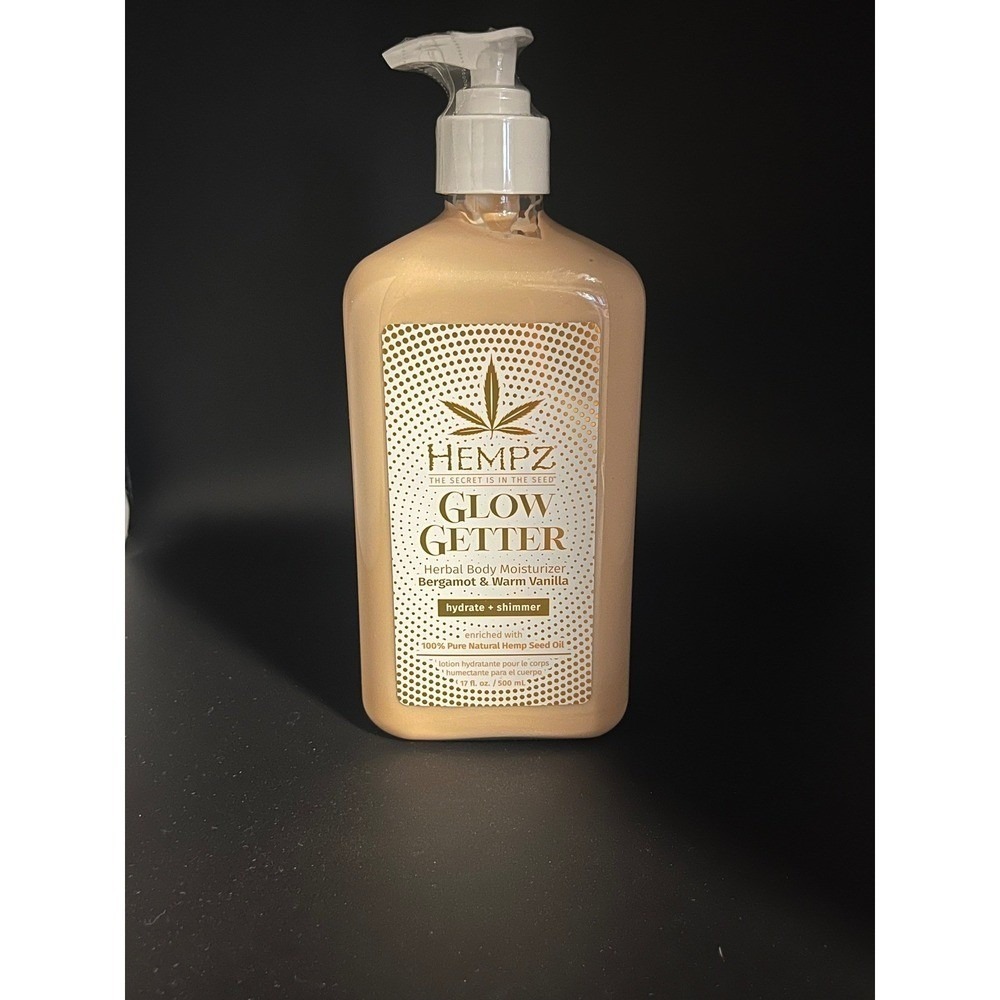 Hempz Glow Getter Herbal Body Moisturizer Bergamot & Warm Vanilla 17oz Shimmer